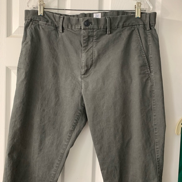 Gap - Picture 2 of 6